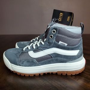 Vans Ultrarange Exo Hi MTE Grey Suede  Women Size 5